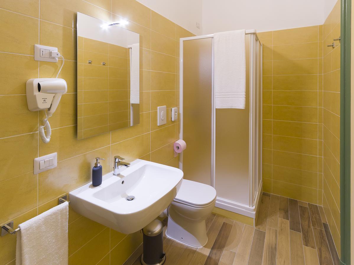La Nostra Casa In Centro Hotel Lecco Kültér fotó